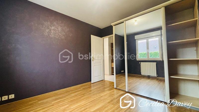 Maison - 95 m² - 5 pièces