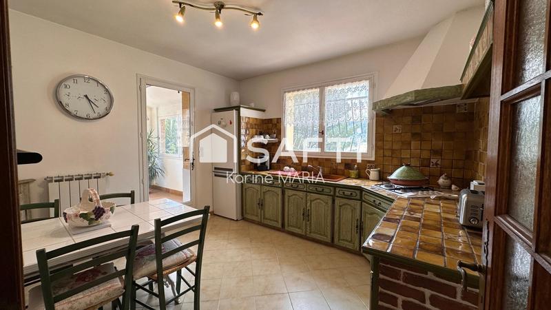 Maison - 180 m² - 6 pièces