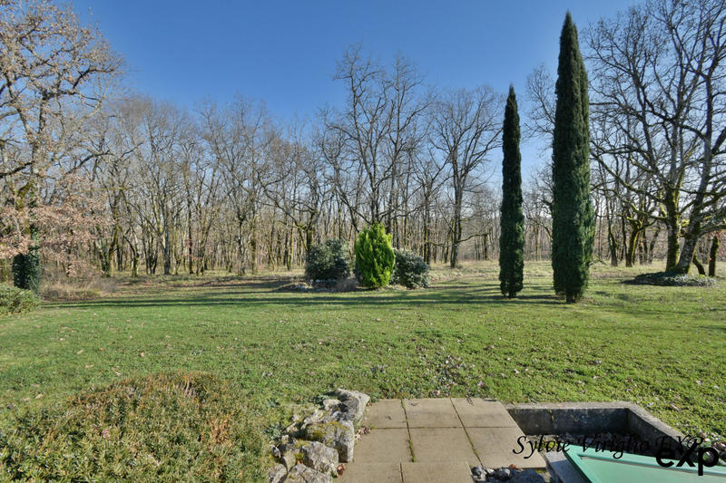 Maison - 207 m² - 6 pièces