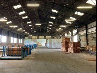 Local commercial - 5 100 m²