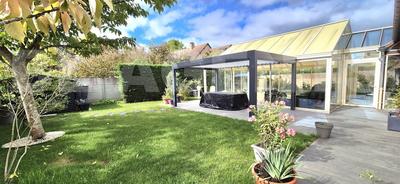 Maison - 138 m² - 7 pièces