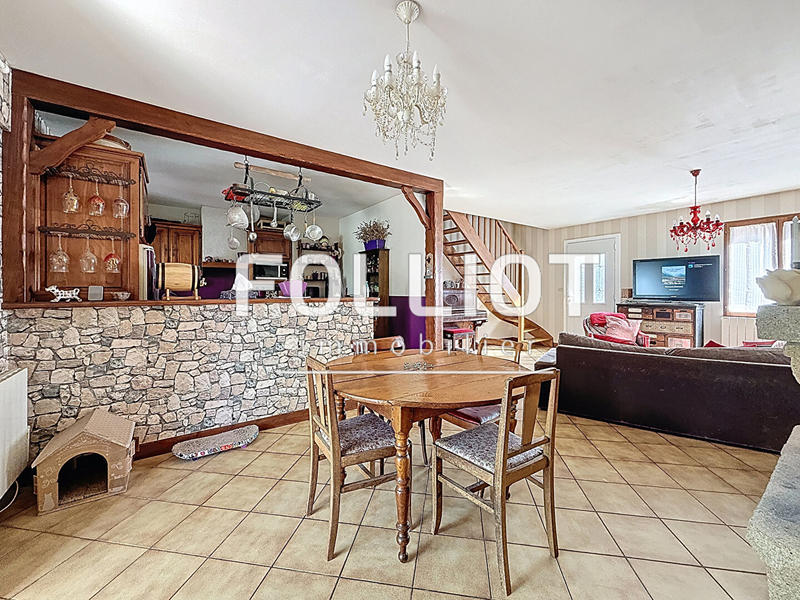 Maison - 140 m² - 6 pièces