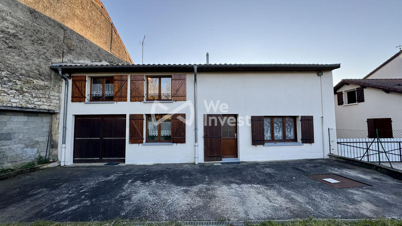 Maison - 231 m² - 7 pièces