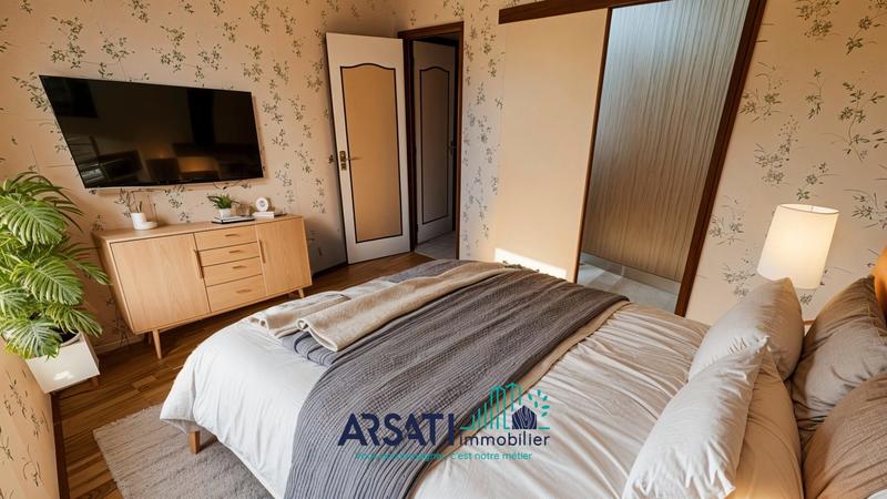 Maison traditionnelle - 90 m² - 5 pièces