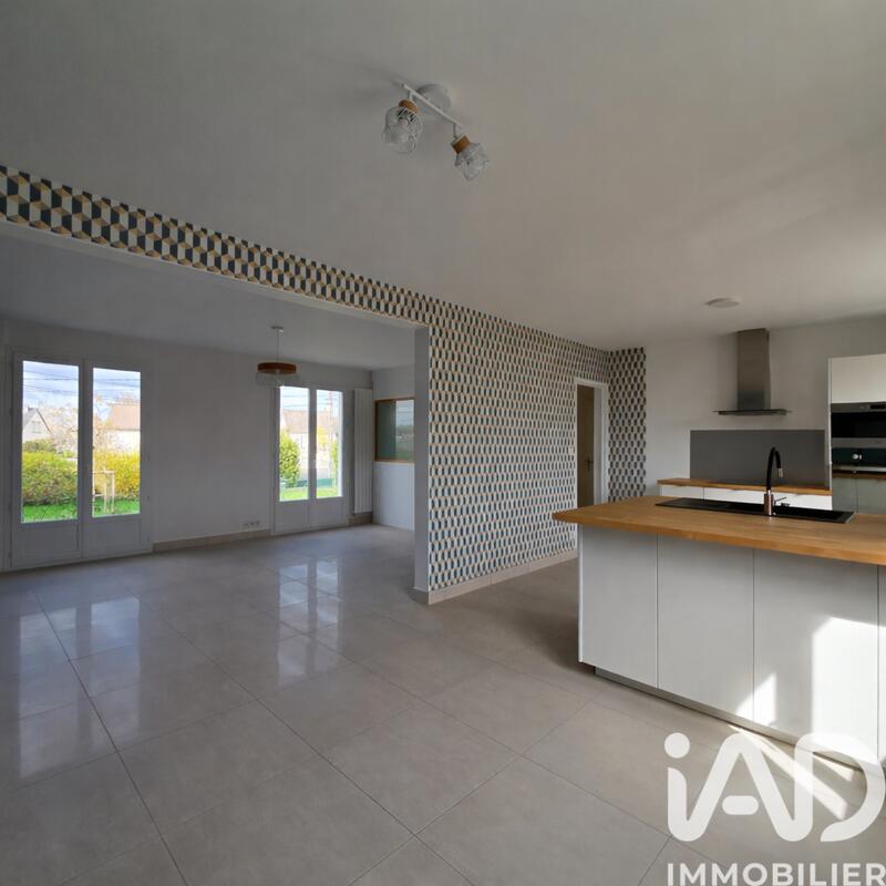 Maison - 169 m² - 8 pièces