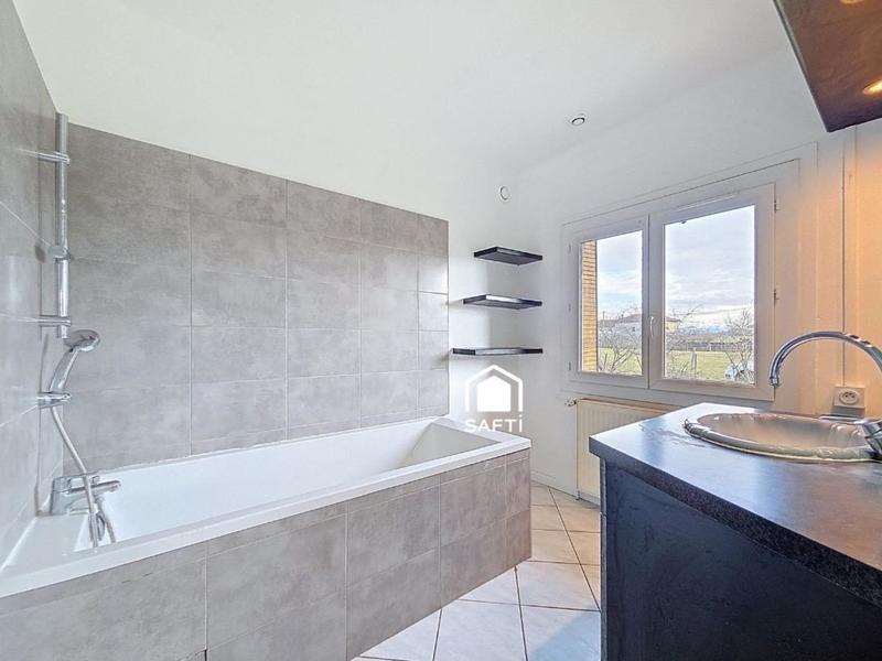 Maison - 122 m² - 5 pièces