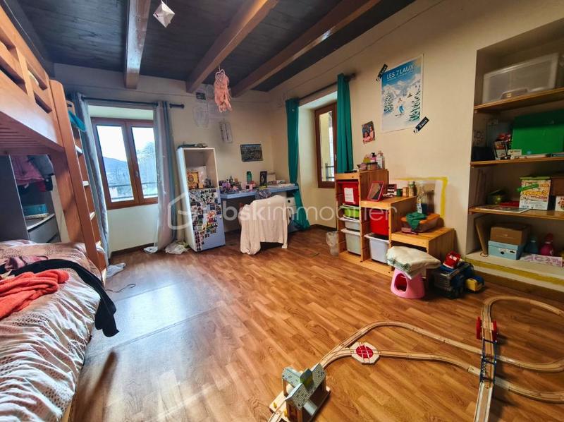 Corps de ferme - 165 m² - 5 pièces