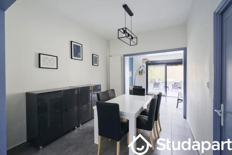 Chambre - 13 m² - 1 pièce