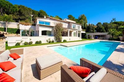 Villa - 400 m² - 12 pièces