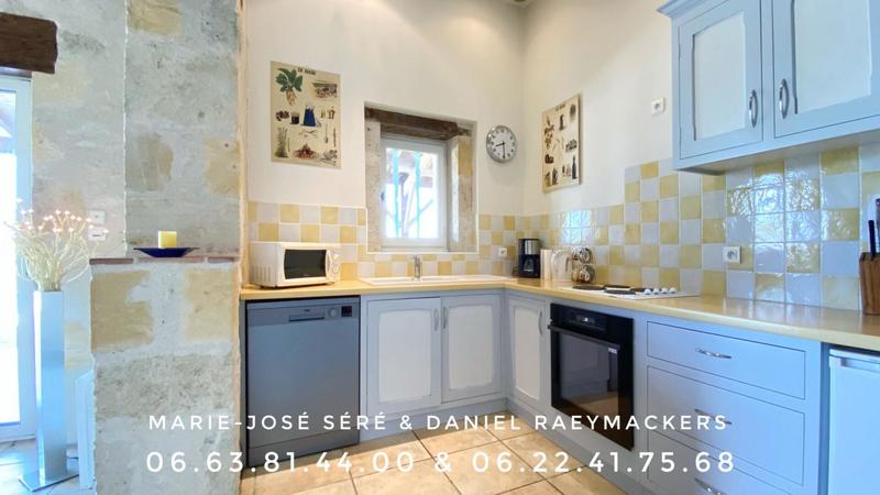 Demeure - 560 m² - 17 pièces