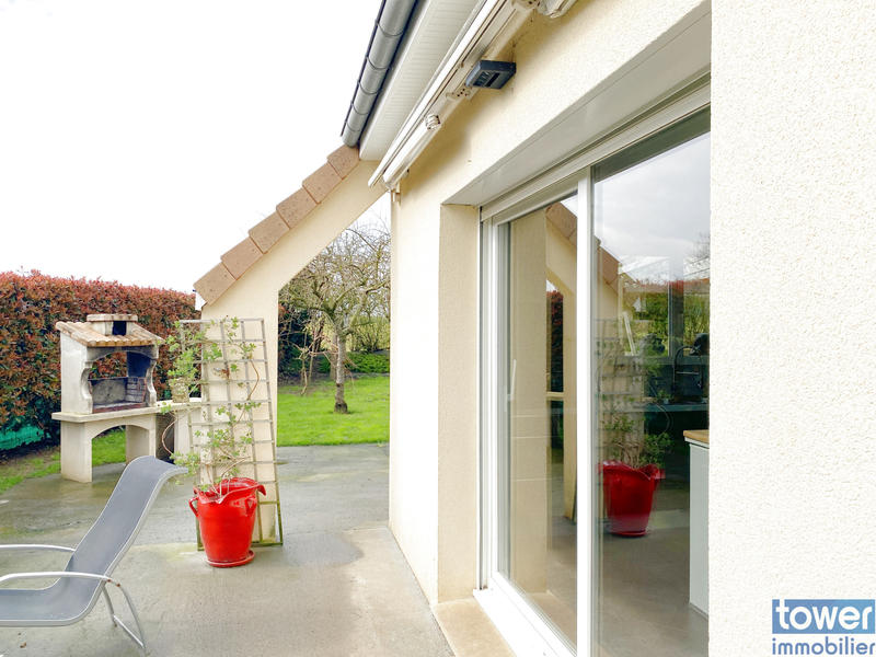 Maison - 219 m² - 10 pièces