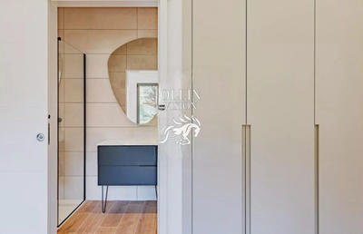 Villa - 270 m² - 7 pièces