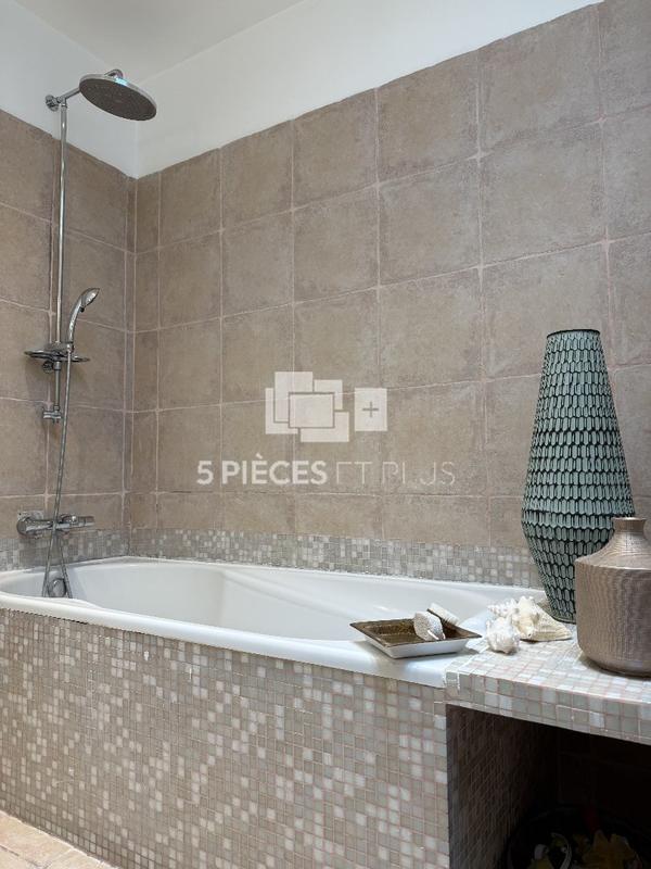 Maison de ville - 147 m² - 6 pièces