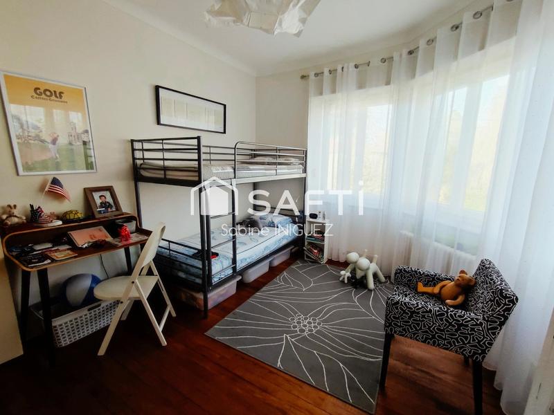 Maison - 169 m² - 7 pièces