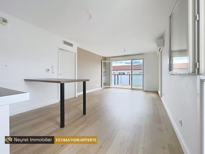 Appartement - 64 m² - 3 pièces