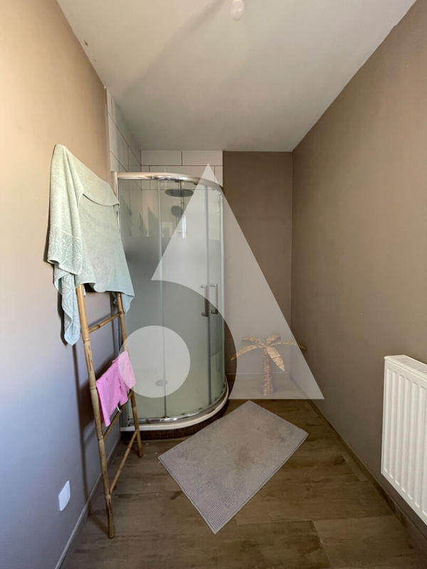 Maison - 155 m² - 6 pièces