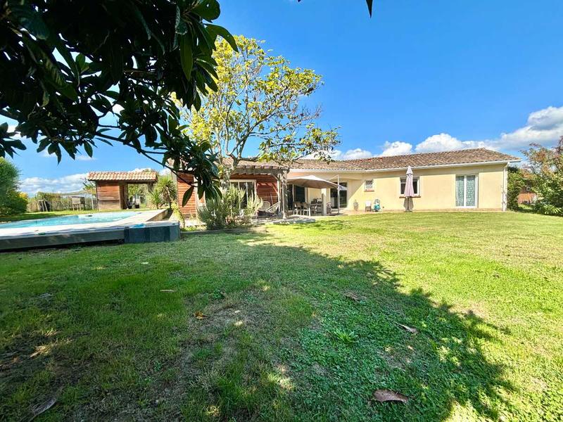 Maison - 146 m² - 6 pièces