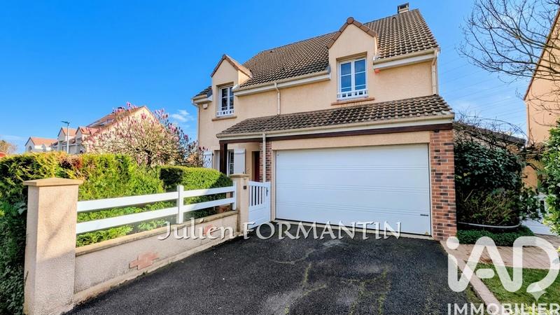 Maison - 140 m² - 5 pièces