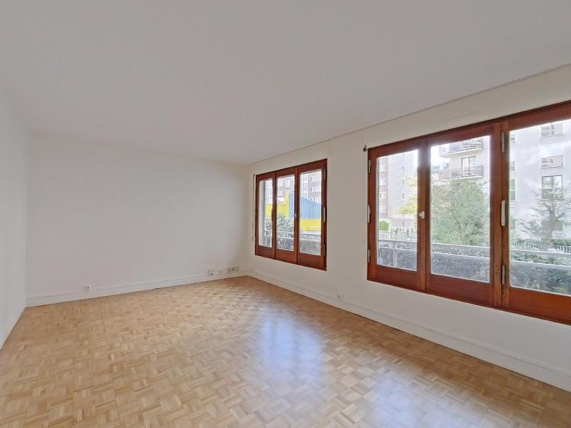 Appartement - 90 m² - 4 pièces