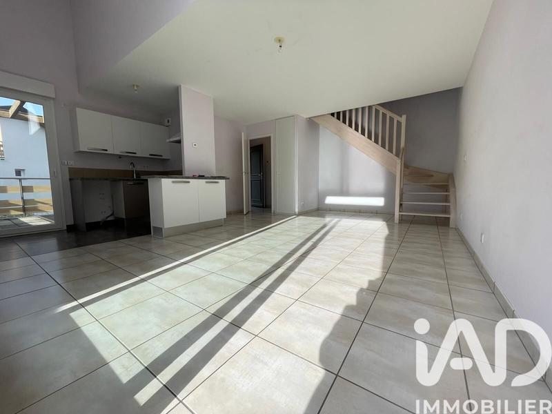 Appartement - 75 m² - 3 pièces