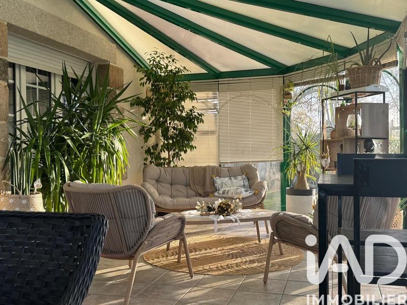 Maison - 217 m² - 7 pièces