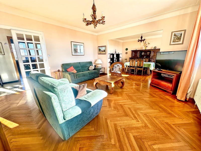 Maison de village - 166 m² - 6 pièces