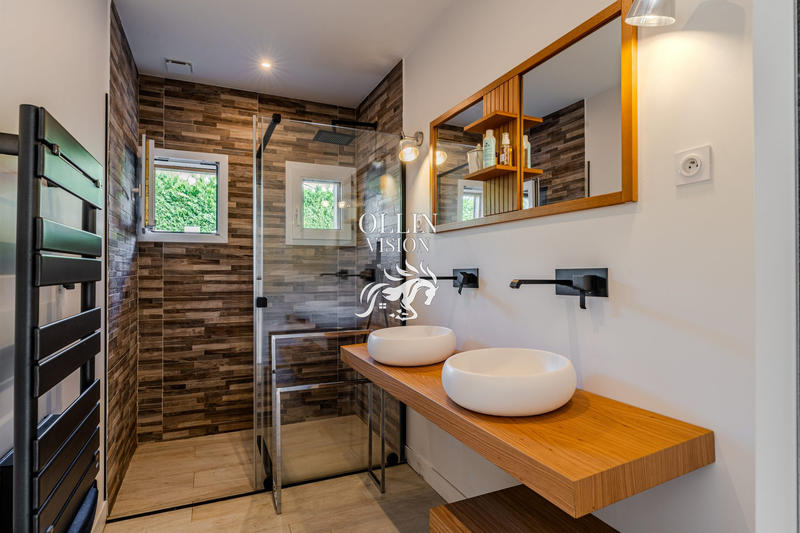 Villa - 150 m² - 6 pièces