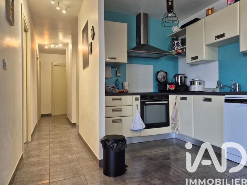 Appartement - 90 m² - 4 pièces