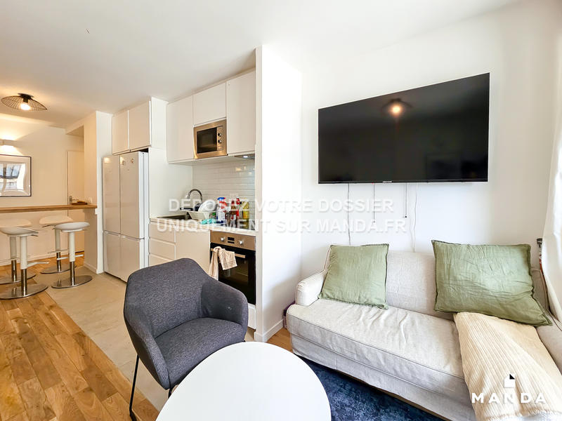 Chambre - 9 m² - 7 pièces