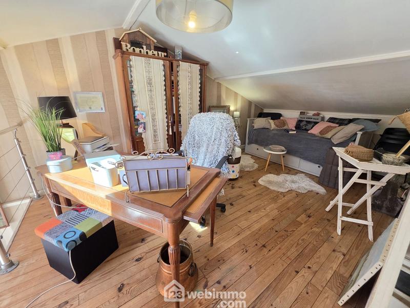 Maison - 138 m² - 5 pièces