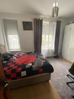 Maison traditionnelle - 87 m² - 5 pièces