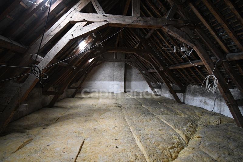 Maison - 289 m² - 12 pièces