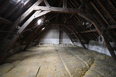 Maison - 289 m² - 12 pièces