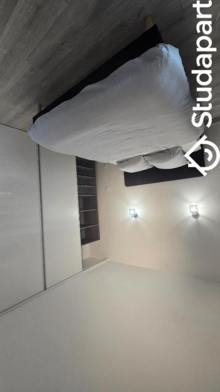 Chambre - 10 m² - 1 pièce