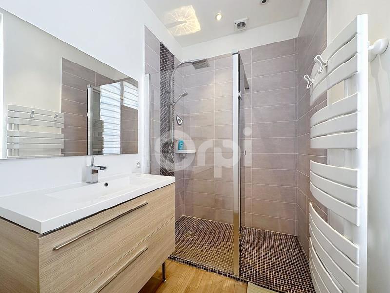 Maison - 121 m² - 4 pièces