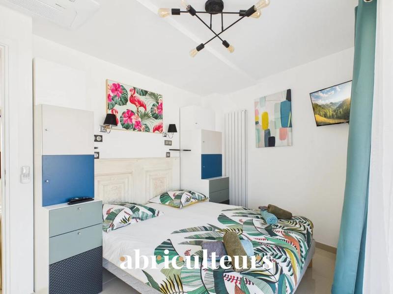 Appartement ancien - 78 m² - 3 pièces