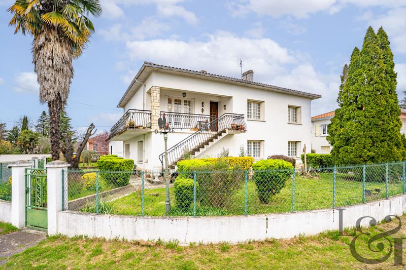 Maison - 156 m² - 7 pièces