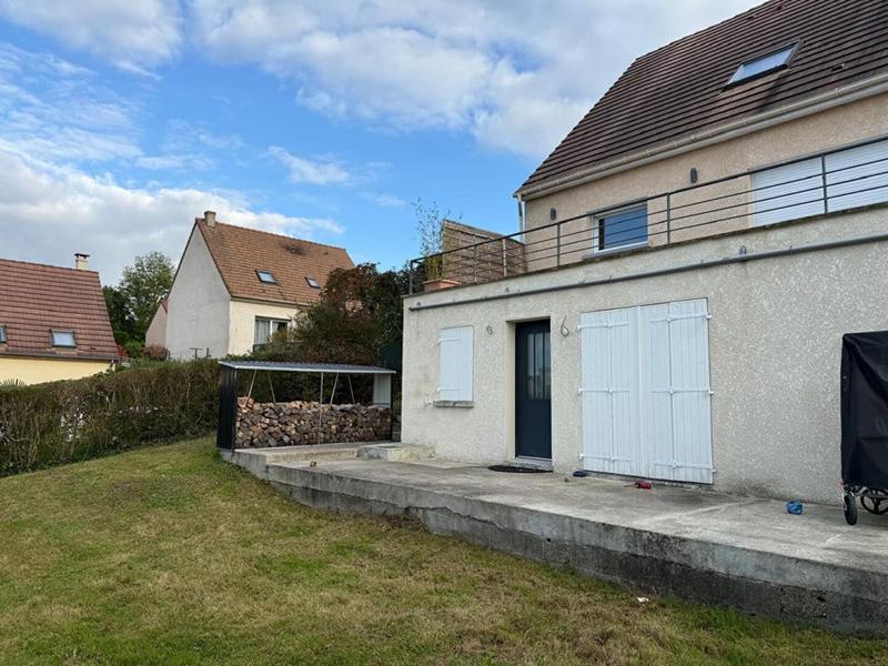 Maison - 197 m² - 8 pièces