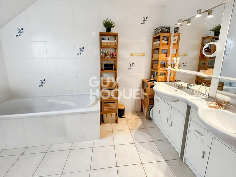 Maison - 160 m² - 7 pièces