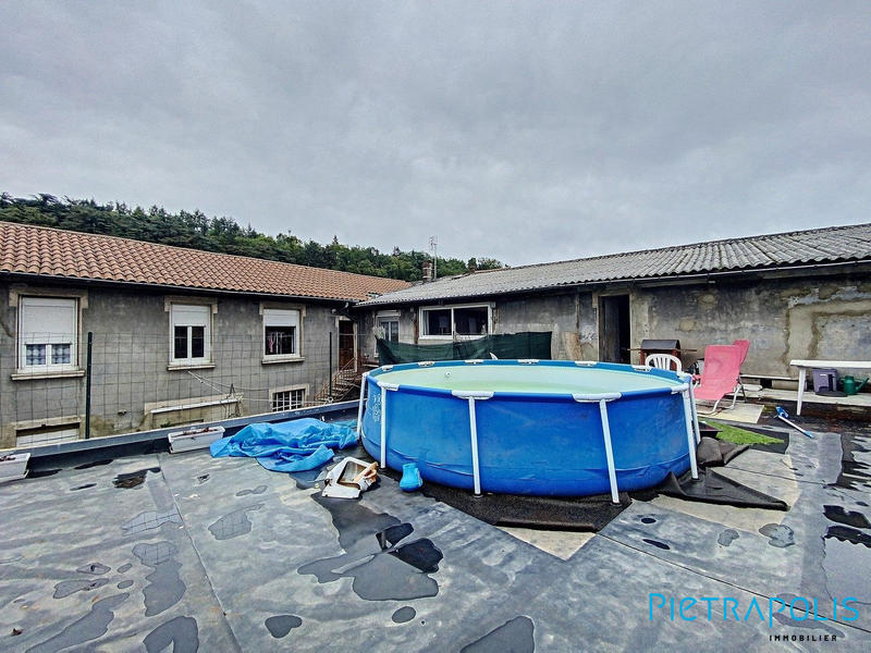 Maison ancienne - 205 m² - 8 pièces