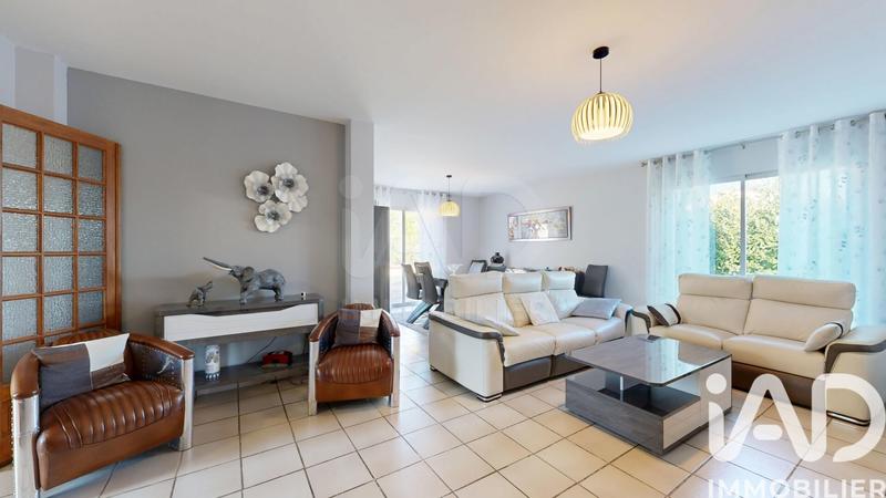 Maison - 171 m² - 6 pièces