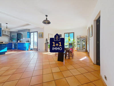 Maison - 178 m² - 6 pièces