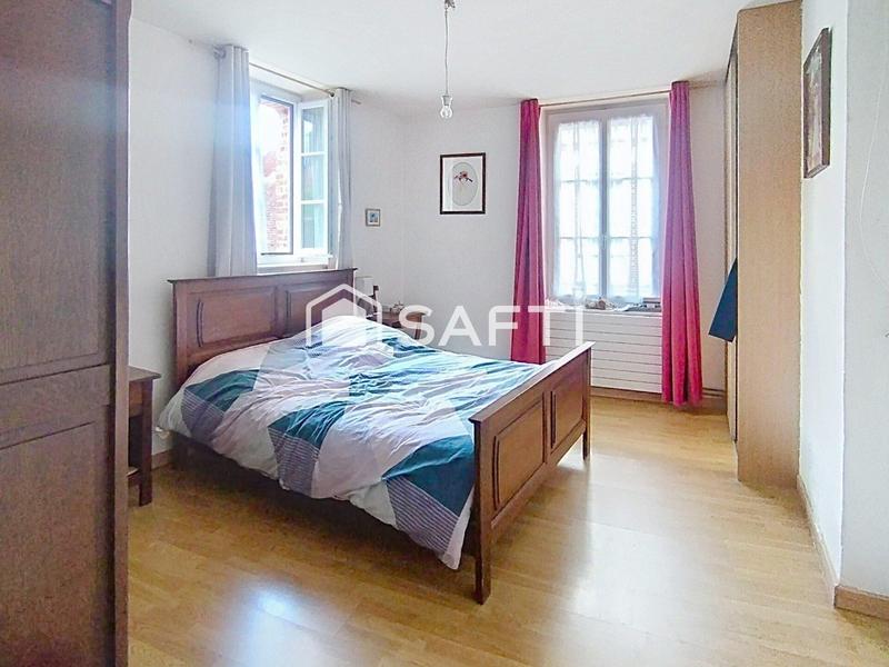 Maison - 158 m² - 7 pièces