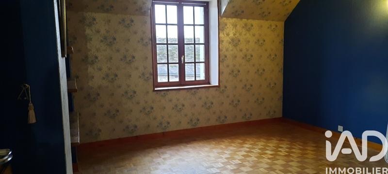 Maison - 180 m² - 8 pièces