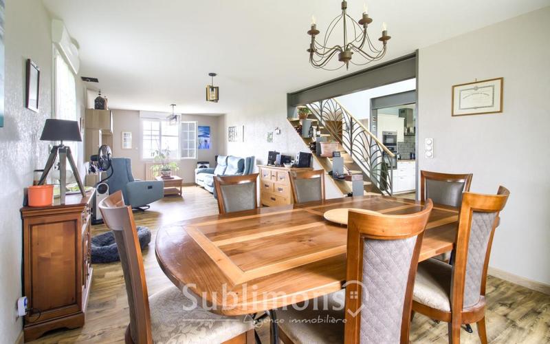 Maison - 160 m² - 7 pièces