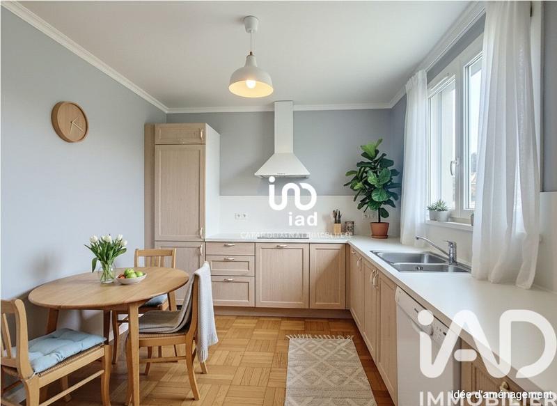 Maison - 93 m² - 4 pièces