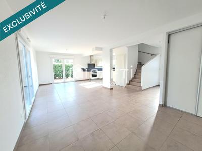 Maison - 92 m² - 5 pièces