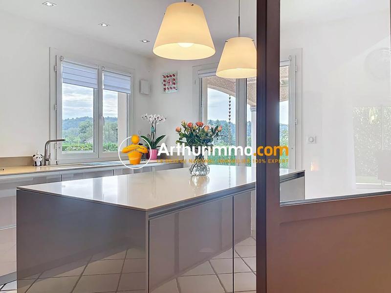 Maison - 152 m² - 6 pièces