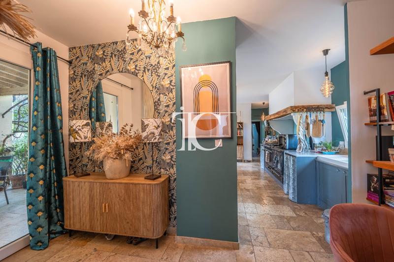 Maison - 159 m² - 6 pièces