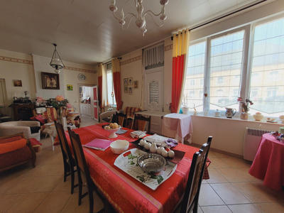 Maison - 130 m² - 5 pièces
